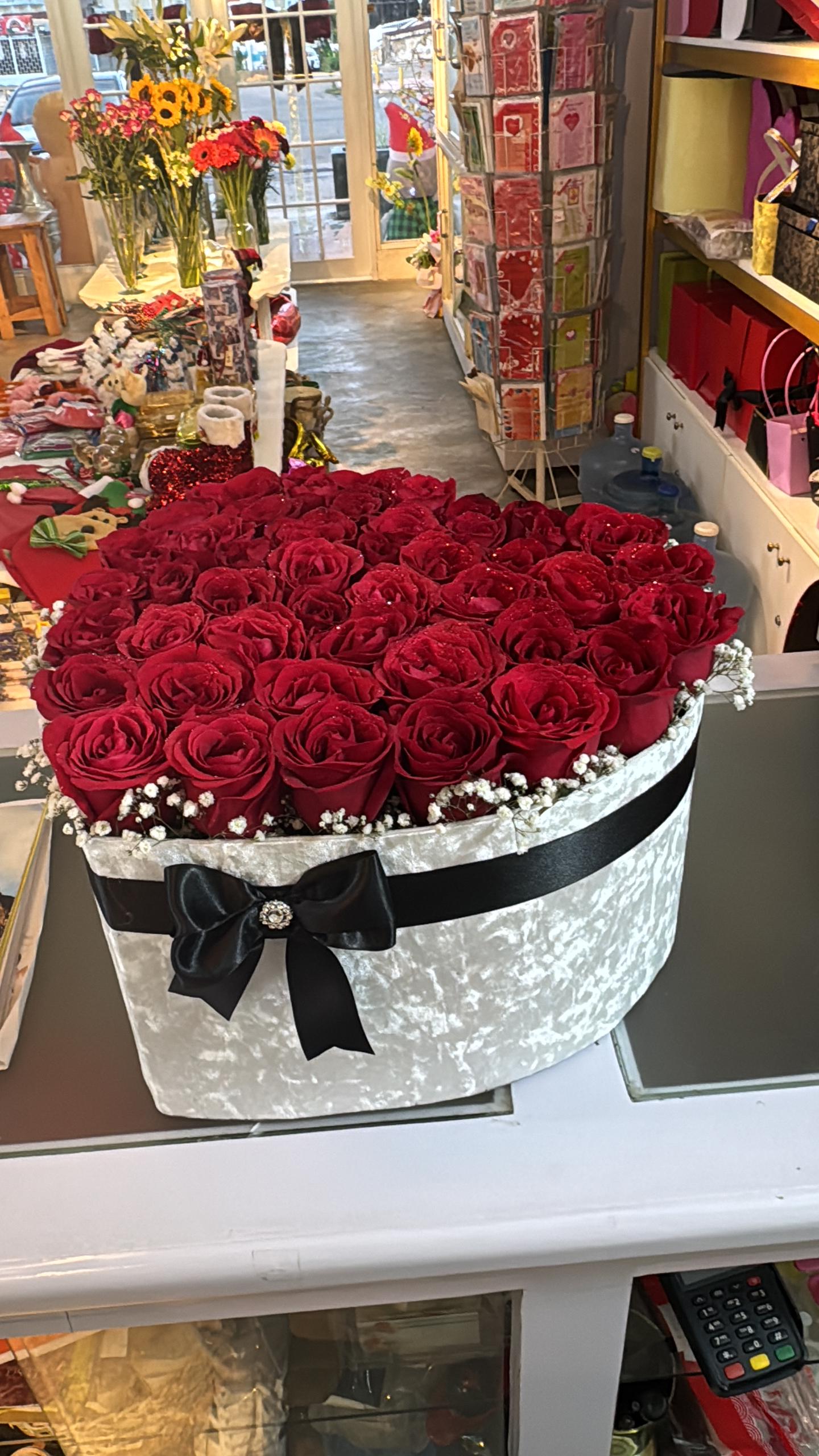 Corazón 50 rosas