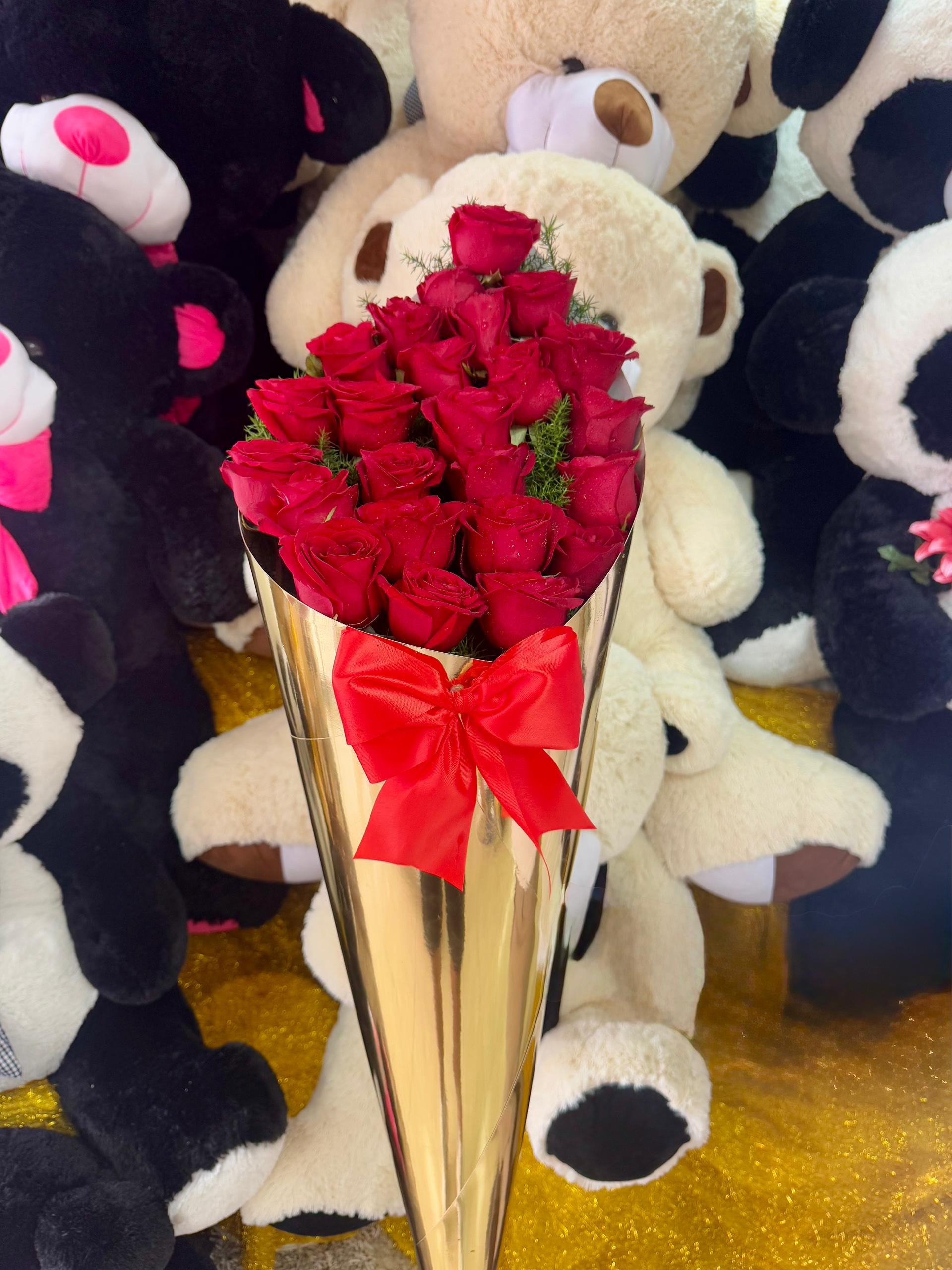 Cono de 24 rosas