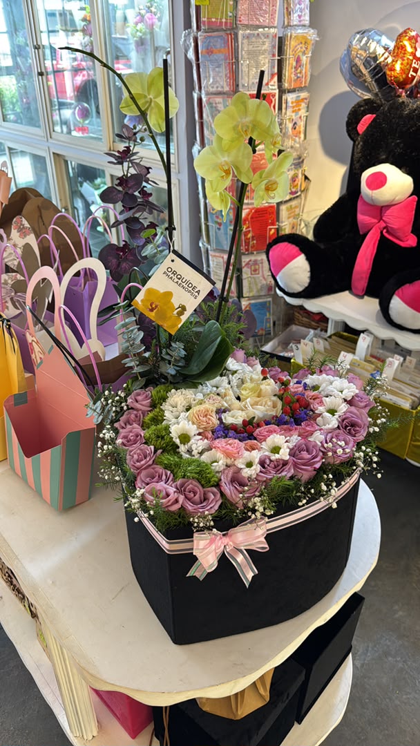 corazon silvestre y orquidea